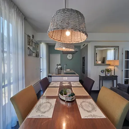 Villa Luxurious In Salles With Shared Pool