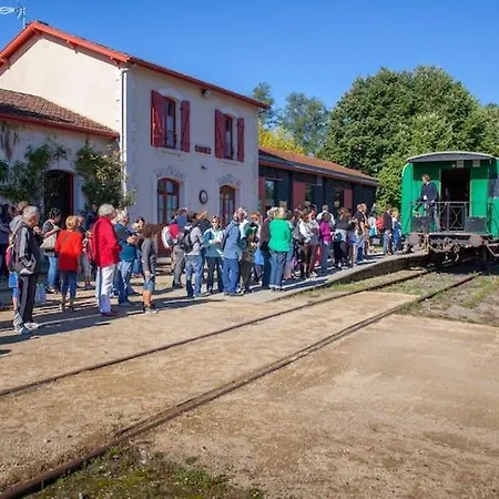 Luxurious In Salles With Shared Pool *