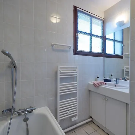 Luxurious In Salles With Shared Pool Villa